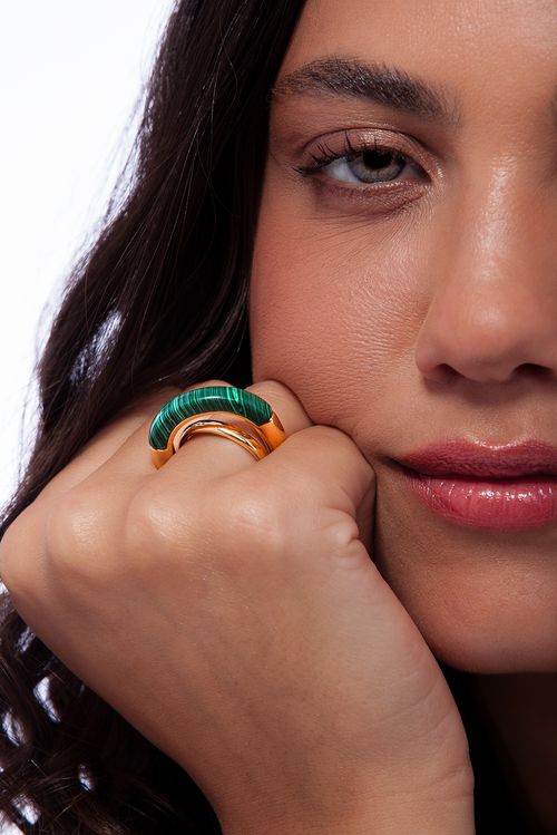 Anel Float - Malaquita - Coleção Inéditos Janeiro Banho: Folheado a Ouro