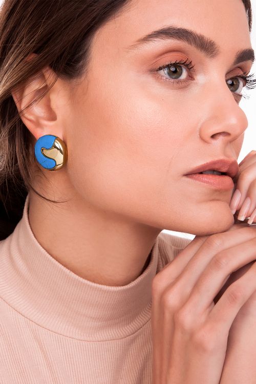 Brinco O Abraço - Haulita Turquesa - Coleção O Abraço Banho: Folheado a Ouro