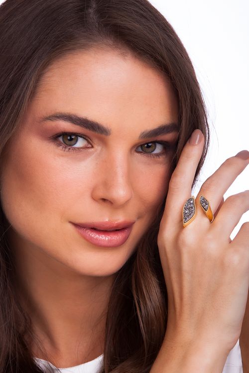 Anel Folha - Drusa Metalizada - Coleção Ser Girassol Banho: Folheado a Ouro