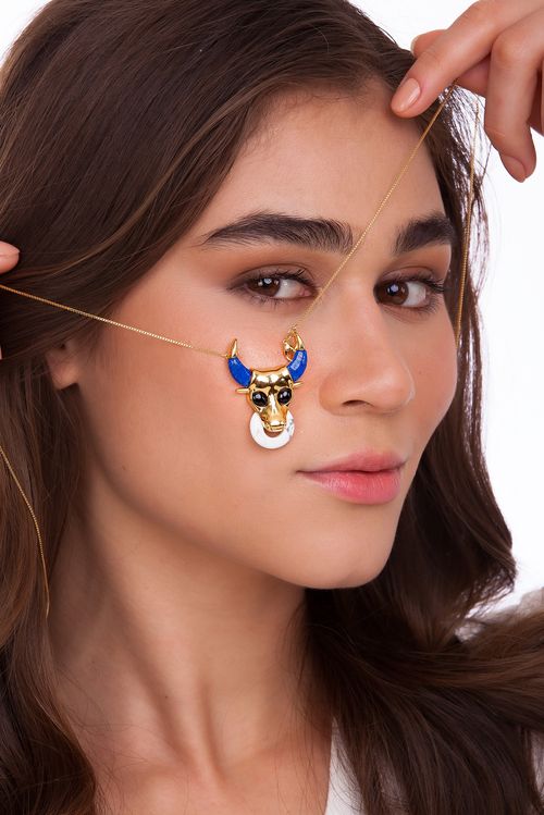 Colar Touro - Haulita Branca, Obsidiana Preta, Quartzo Azul Anil - Coleção Sideral Banho: Folheado a Ouro