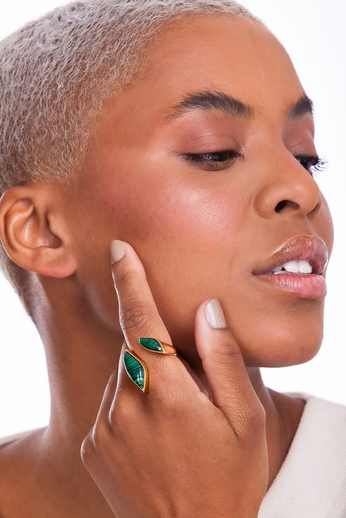 Anel Folha - Malaquita - Coleção Ser Girassol Banho: Folheado a Ouro