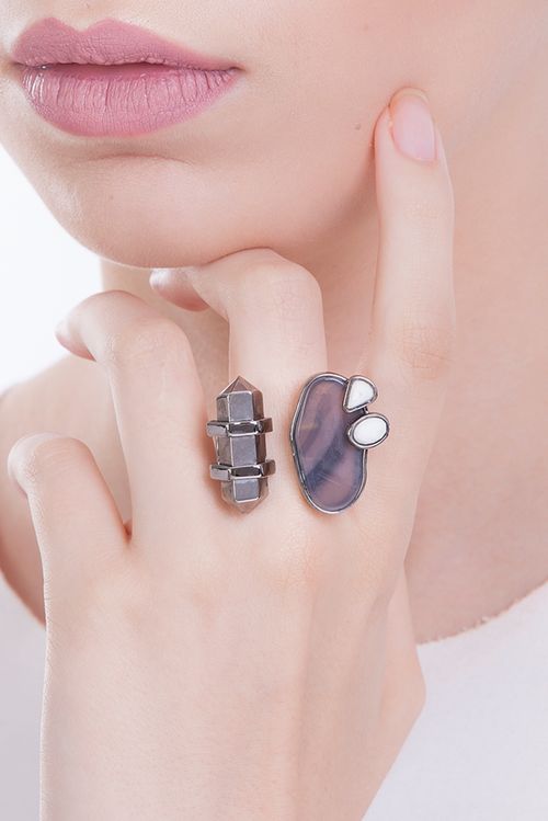 Anel Nature - Ágata Cinza, Cristal Metalizado e Haulita - Coleção Acquarella Banho: Ródio Negro