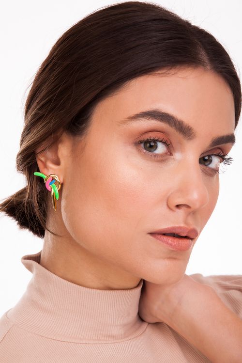 Brinco A Sintonia - Neon Verde, Rosa e Azul - Coleção O Abraço Banho: Folheado a Ouro