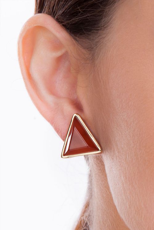 Brinco Triangle - Ágata Vermelha - Coleção Geometric Banho: Folheado a Ouro
