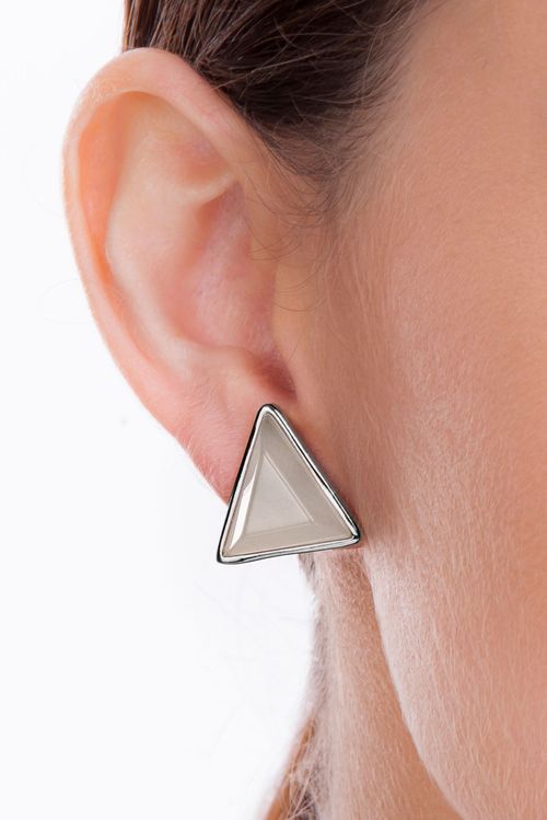Brinco Triangle - Ágata Cinza - Coleção Geometric Banho: Ródio Negro