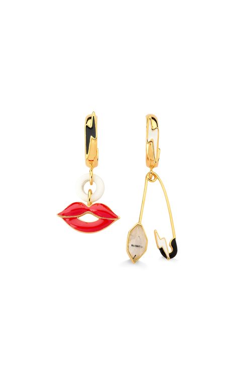Brinco Cruella - Porcelana Branca, Cristal Grafitado e Esmalte Branco, Preto e Vermelho - Coleção Disney Cruella Banho: Folheado a Ouro
