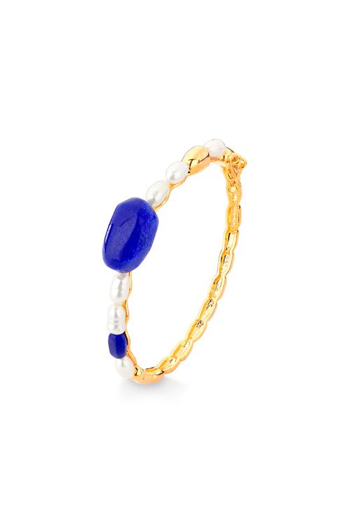 Pulseira Arroz de Festa - Pérola e Quartzo Azul Anil - Coleção Viva Essa Festa Banho: Folheado a Ouro