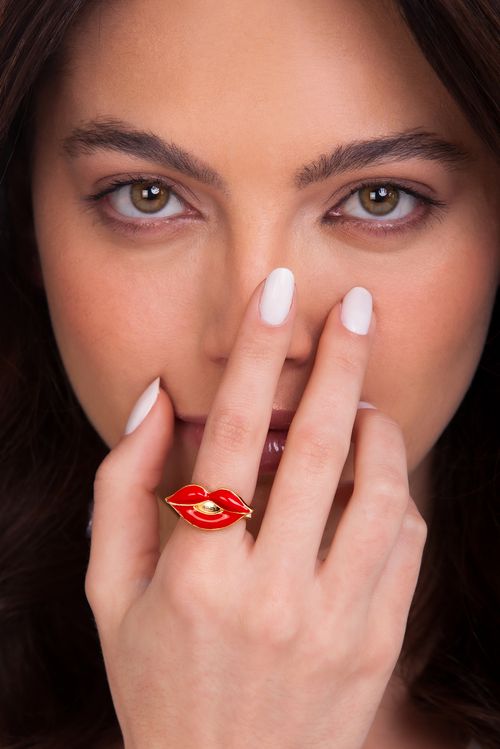 Anel Cruella Boca - Esmalte Branco, Preto e Vermelho - Coleção Disney Cruella Banho: Folheado a Ouro