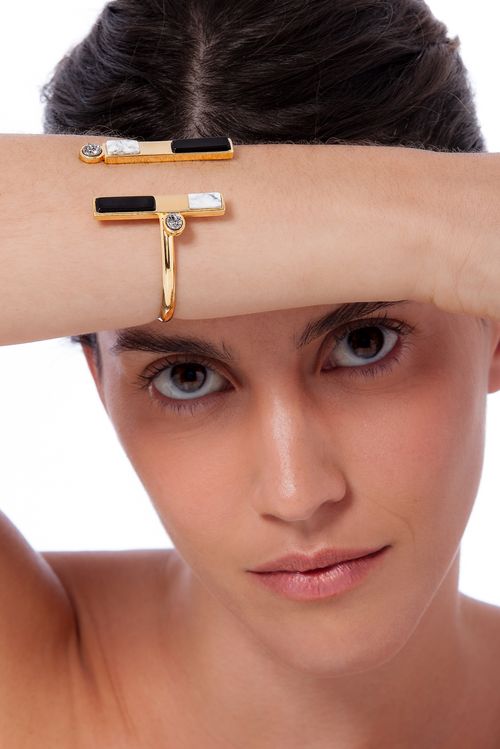 Pulseira Planck - Haulita Branca, Obsidiana Preta e Drusa Metalizada - Coleção Inéditos Março Banho: Folheado a Ouro