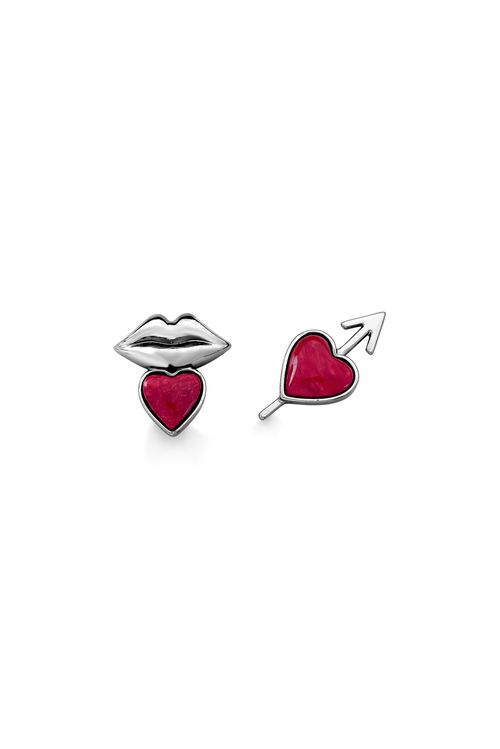 Brinco Pedaços de Amor - Feldspato Vermelho - Coleção Flor e Ser Amor Banho: Ródio Negro