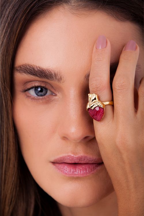 Anel Amor da Minha Vida - Feldspato Vermelho - Coleção Flor e Ser Amor Banho: Folheado a Ouro