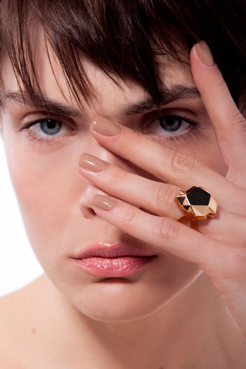 Anel Shibui - Obsidiana Preta - Coleção Ecoa Banho: Folheado a Ouro