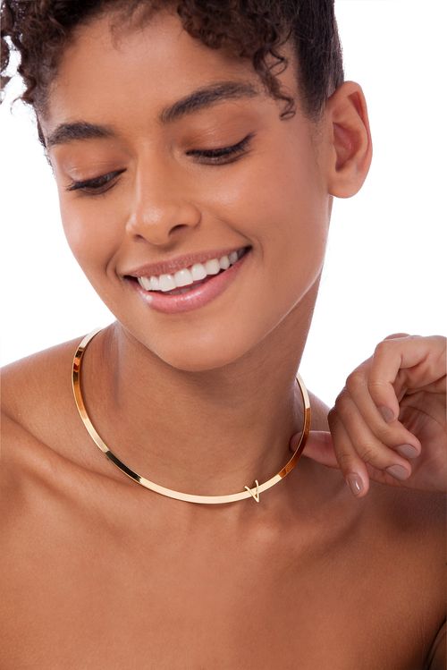 Colar Choker V - Coleção Expressão Banho: Folheado a Ouro