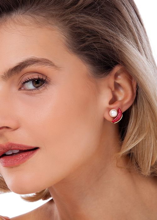 Brinco Passo - Feldspato Vermelho e Pérola - Coleção Ritmo Banho: Folheado a Ouro