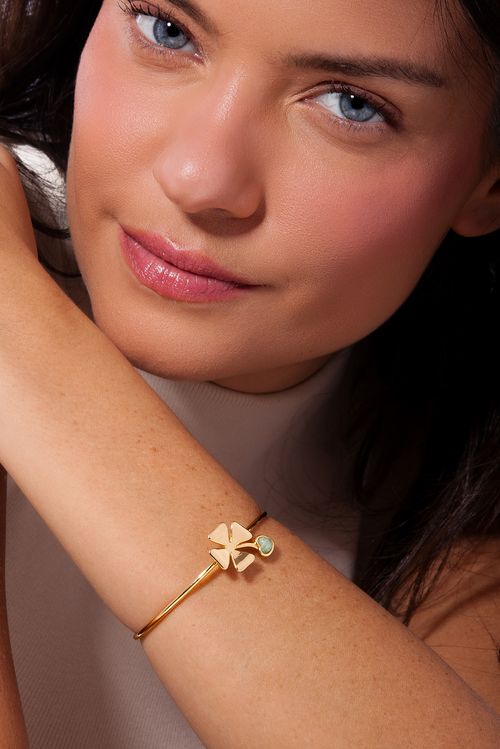 Pulseira Boa Sorte - Quartzo Verde e Pérola - Coleção Dolce Tropicália Alto Verão Banho: Folheado a Ouro
