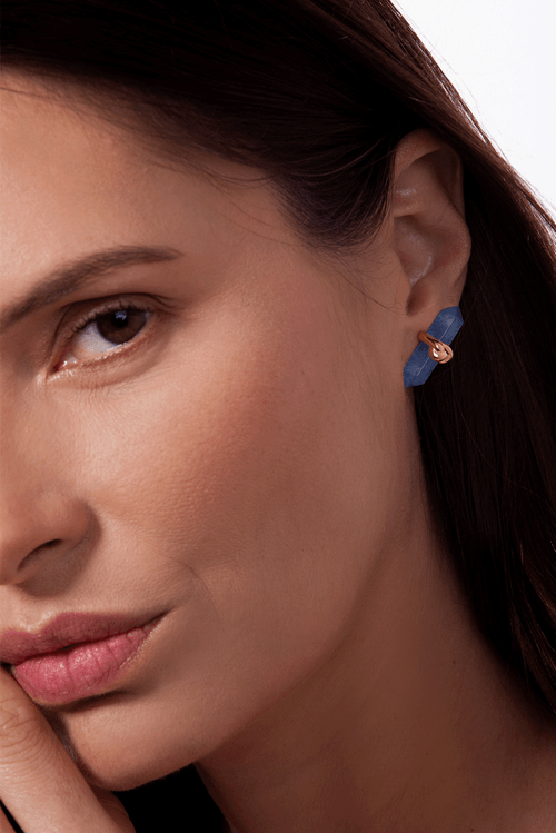 Brinco Knot Petit - Labradorita Azul Claro - Coleção In Love Banho: Folheado a Ouro